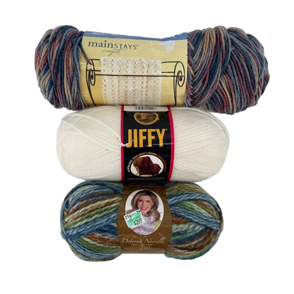 Bernat Lion Brand Mainstays Yarn Lot of 3 Skeins Walden Pond White Country Print